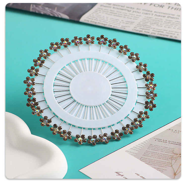 Cross-border B2B wholesale, flower headscarf positioning pins, hijab pins, elegant and exquisite, women's clothing matching, Muslim fixed needle long needle