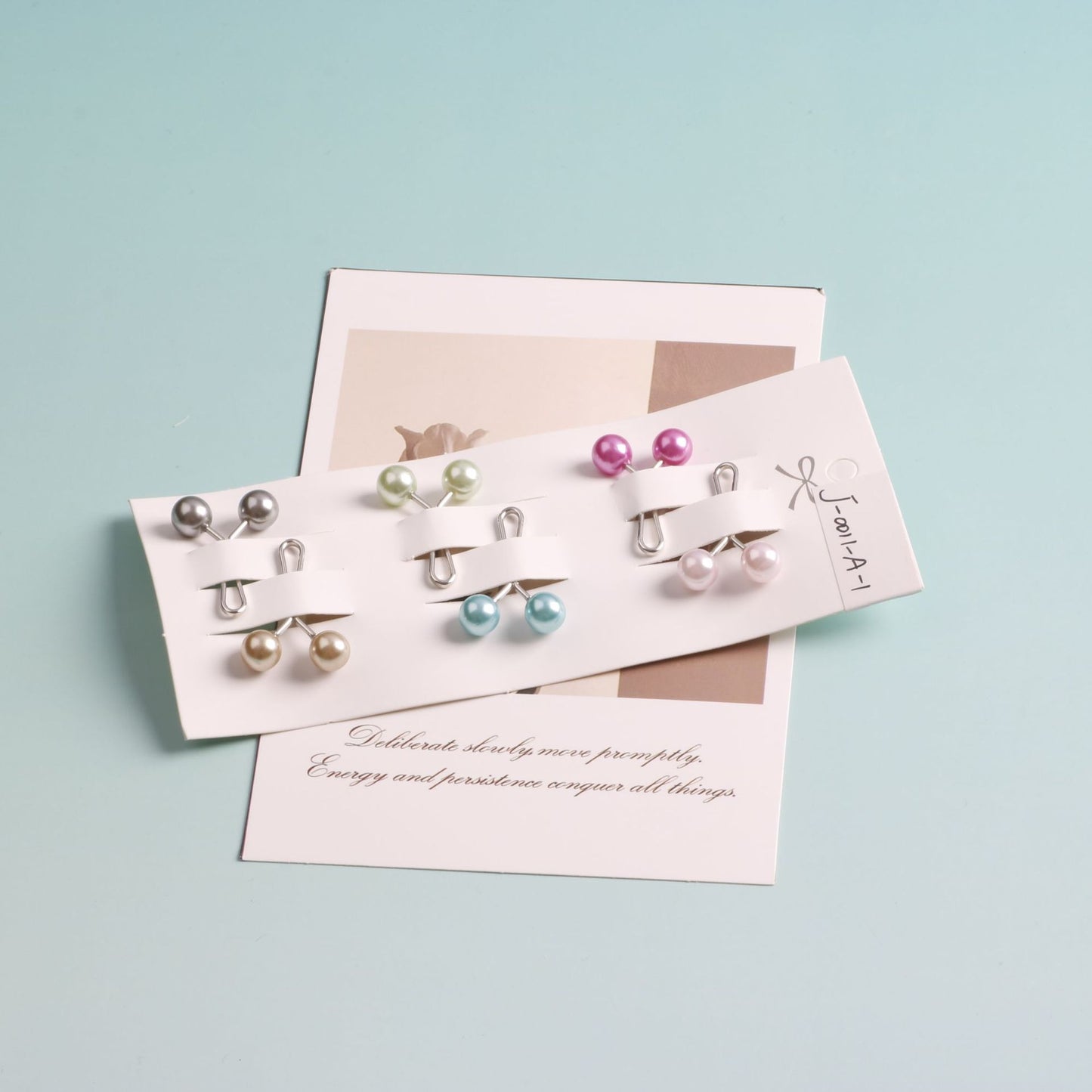 Cross-border B2B, wholesale, headscarf pins, ladies scarf pins, resin + iron, travel size, fixed buckle, Korean style, pearl fashion, simple and versatile, scarf pins, Muslim pins