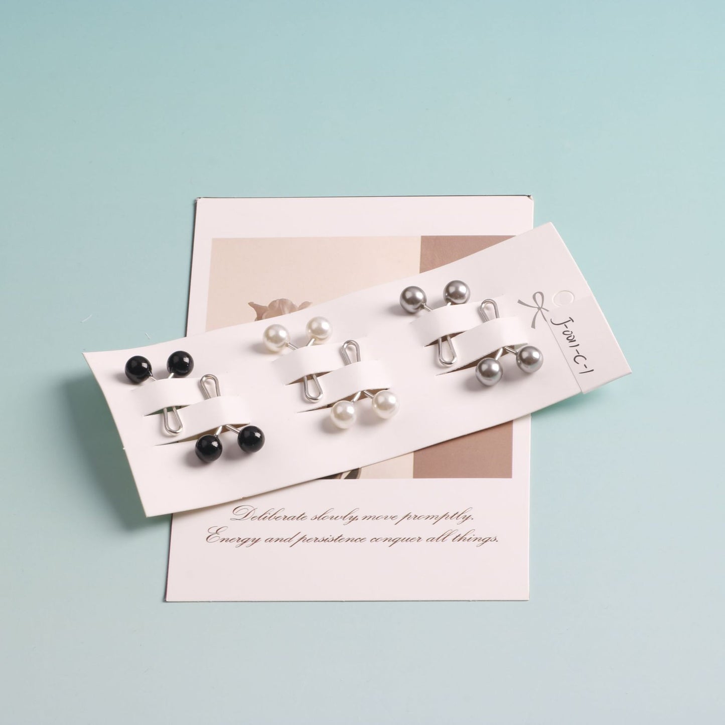 Cross-border B2B, wholesale, headscarf pins, ladies scarf pins, resin + iron, travel size, fixed buckle, Korean style, pearl fashion, simple and versatile, scarf pins, Muslim pins