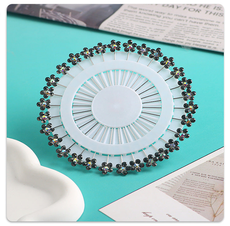 Cross-border B2B wholesale, flower headscarf positioning pins, hijab pins, elegant and exquisite, women's clothing matching, Muslim fixed needle long needle